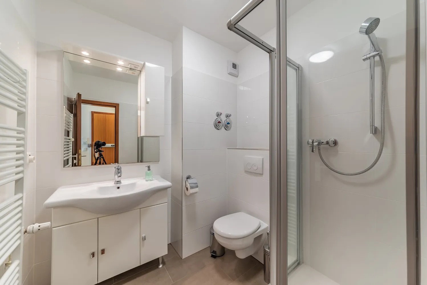 1 Zimmer Wohnung mit 40 m² in Frankfurt am Main – Bild 11