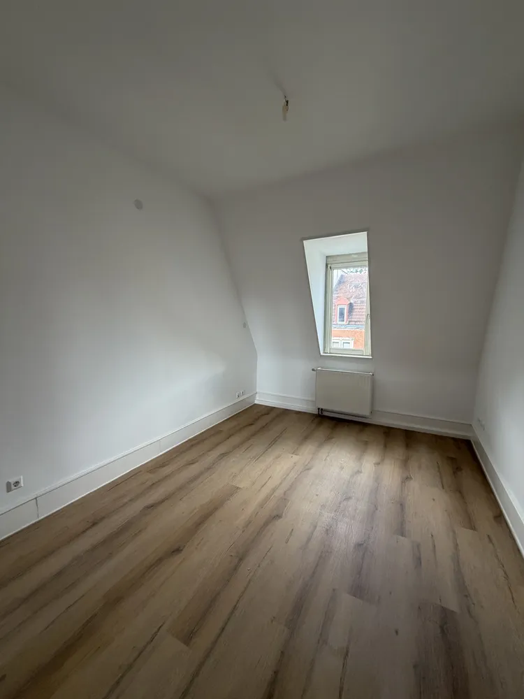 2 Zimmer Wohnung mit 80 m² in Karlsruhe – Bild 5