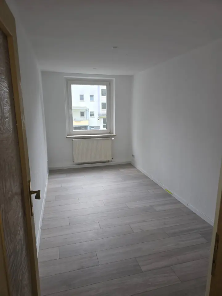 4 Zimmer Wohnung mit 70 m² in Zeitz – Bild 9