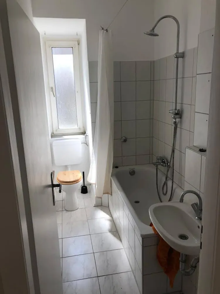2 Zimmer Wohnung mit 55 m² in Düsseldorf – Bild 12