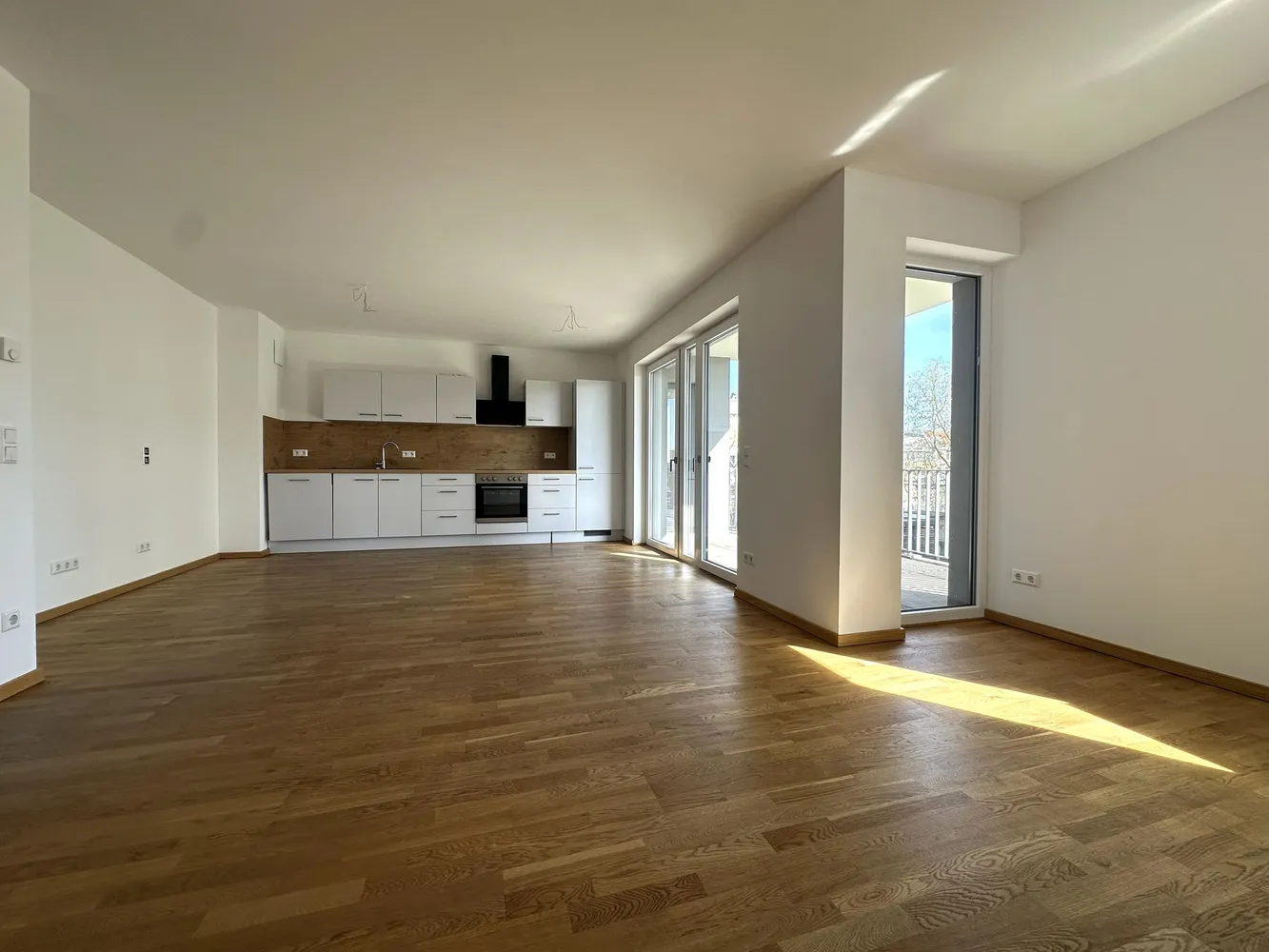 5 Zimmer Wohnung mit 127 m² in Leipzig – Bild 2
