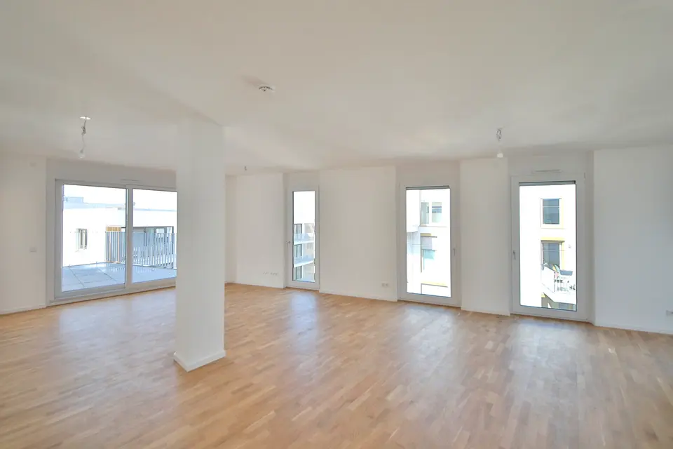 4 Zimmer Wohnung mit 154 m² in Böblingen – Bild 1