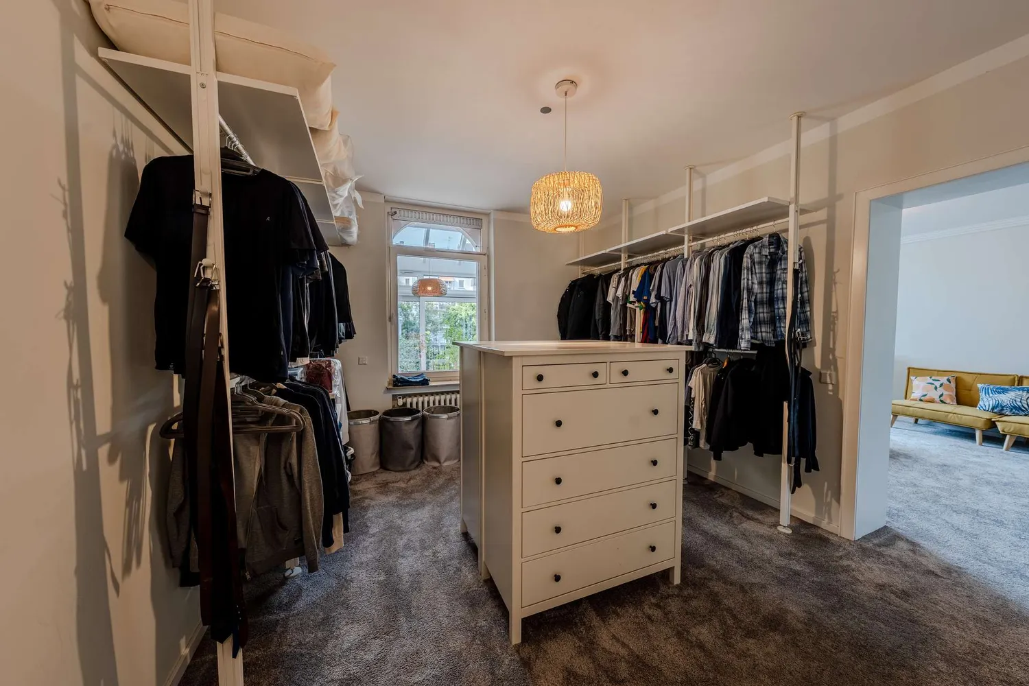 4 Zimmer Wohnung mit 200 m² in Duisburg – Bild 4