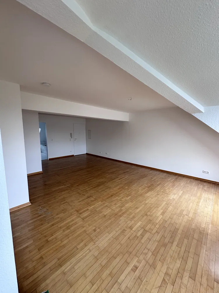 2 Zimmer Wohnung mit 59 m² in Grevenbroich – Bild 2