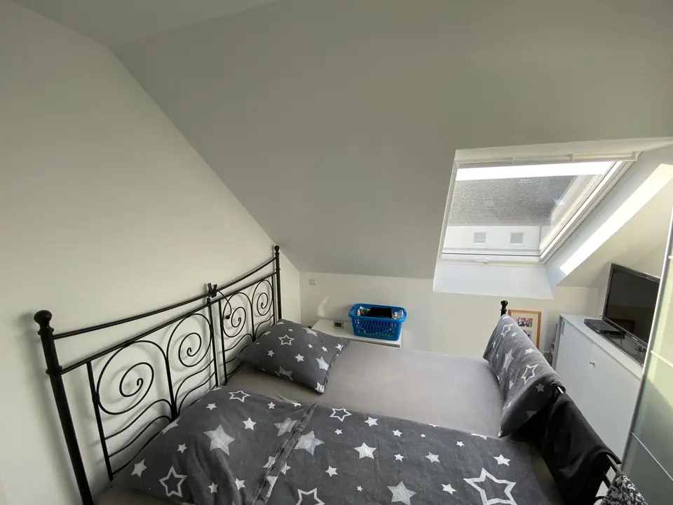 4 Zimmer Wohnung mit 96 m² in Bergisch Gladbach – Bild 7