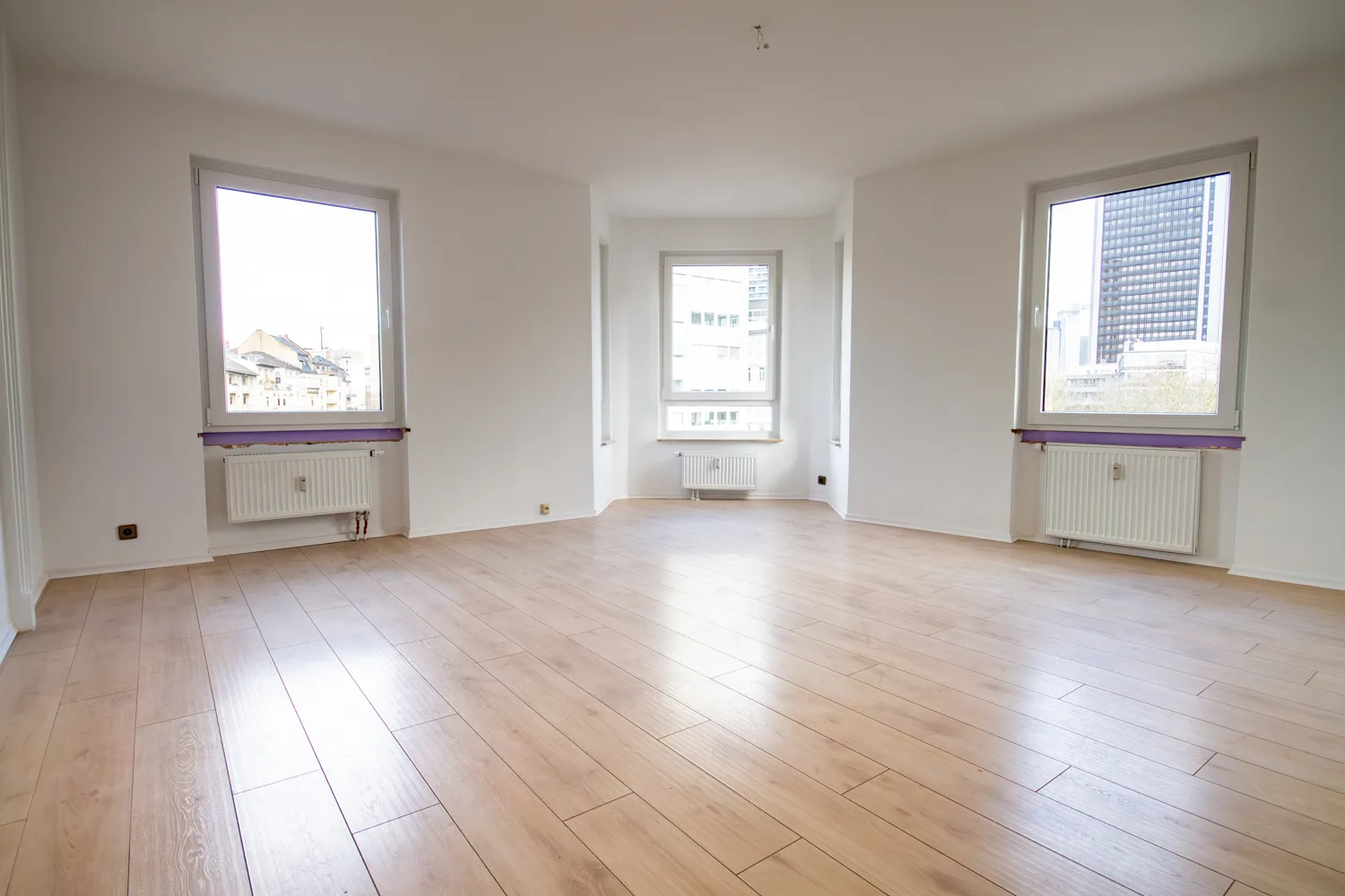 4 Zimmer Wohnung mit 90 m² in Frankfurt am Main – Bild 1