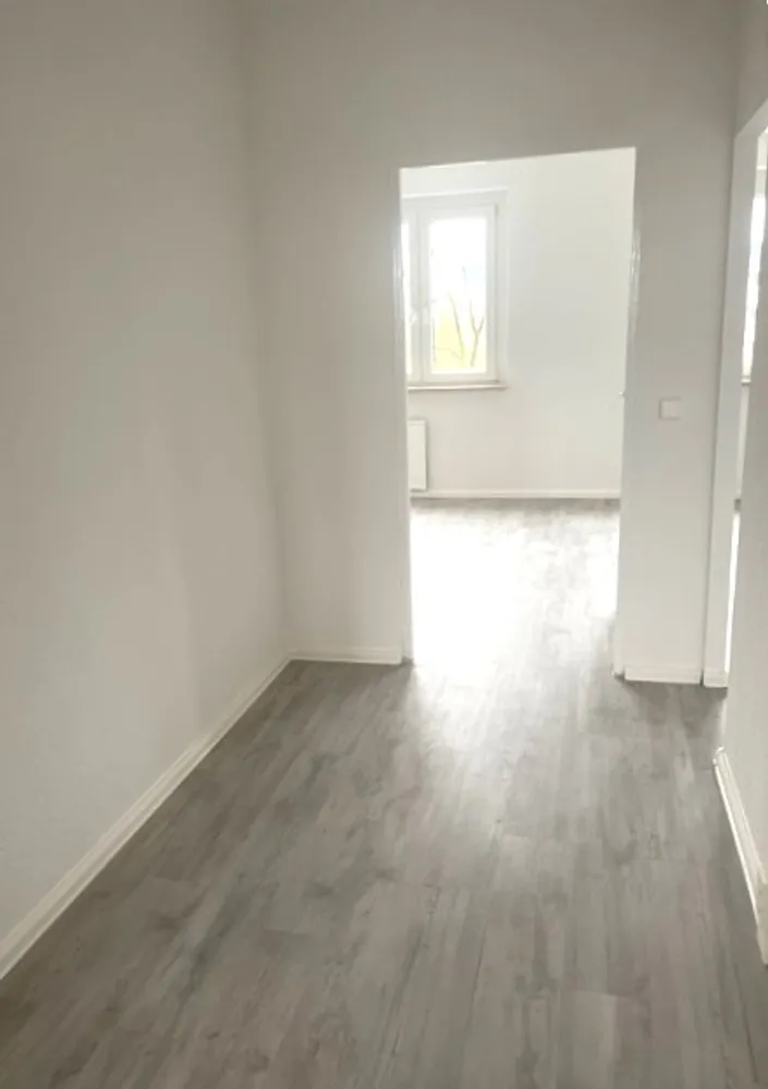 3 Zimmer Wohnung mit 58 m² in Halle (Saale) – Bild 3