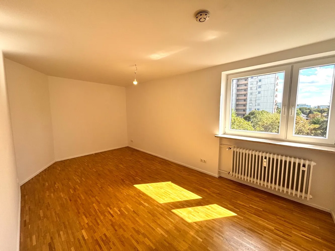 2 Zimmer Wohnung mit 54 m² in München – Bild 2