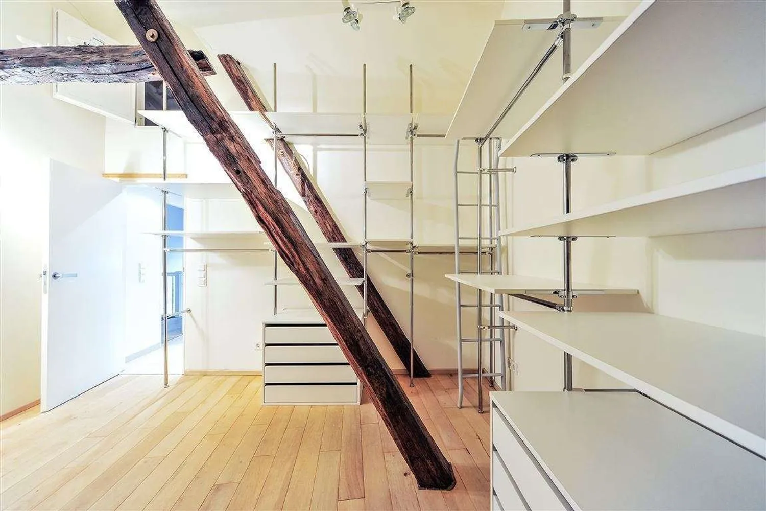 4 Zimmer Wohnung mit 170 m² in Lüneburg – Bild 12