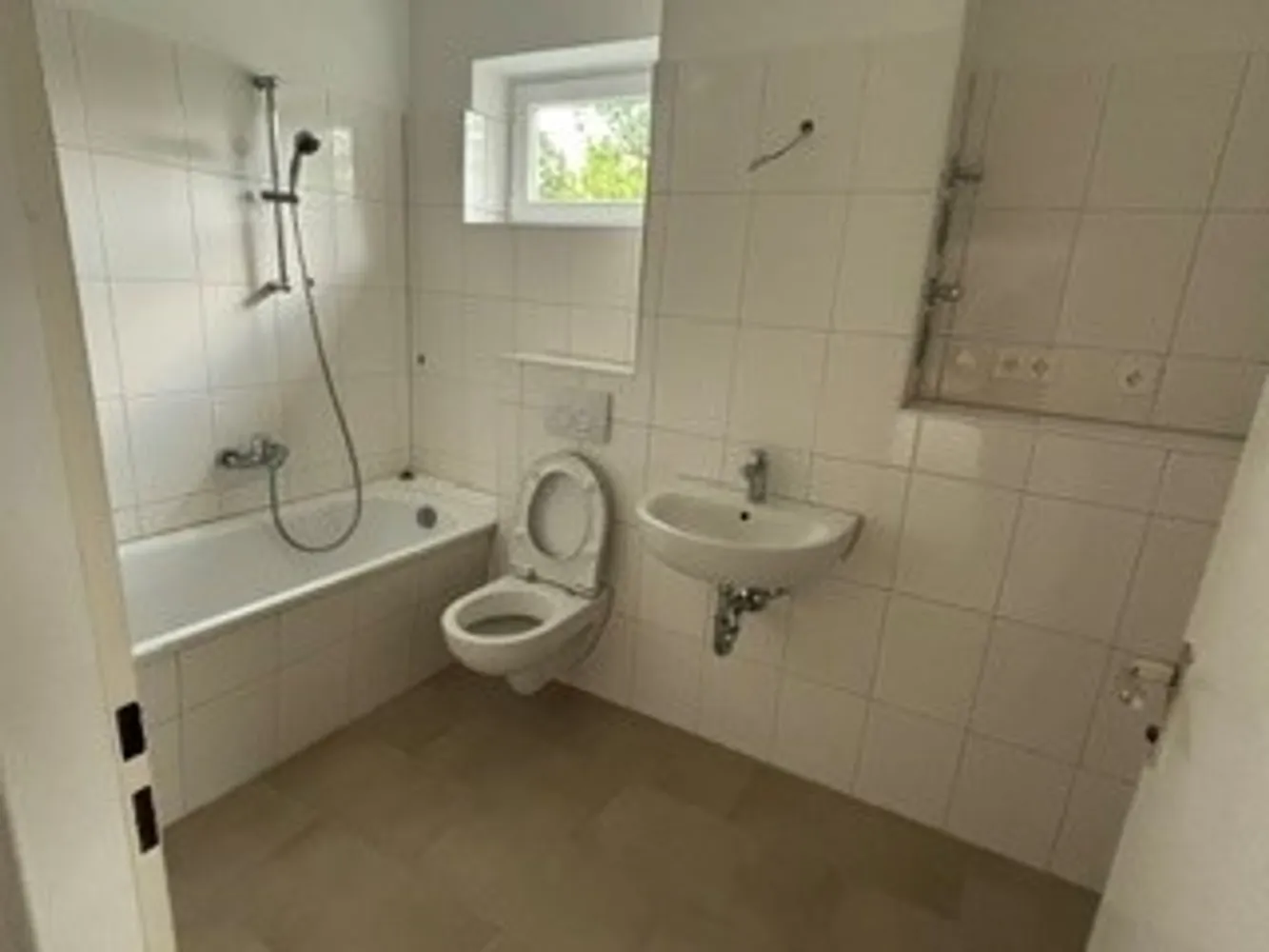 2 Zimmer Wohnung mit 60 m² in Berlin – Bild 3