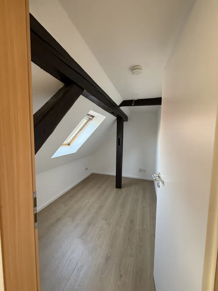 2 Zimmer Wohnung mit 45 m² in Karlsruhe – Bild 2