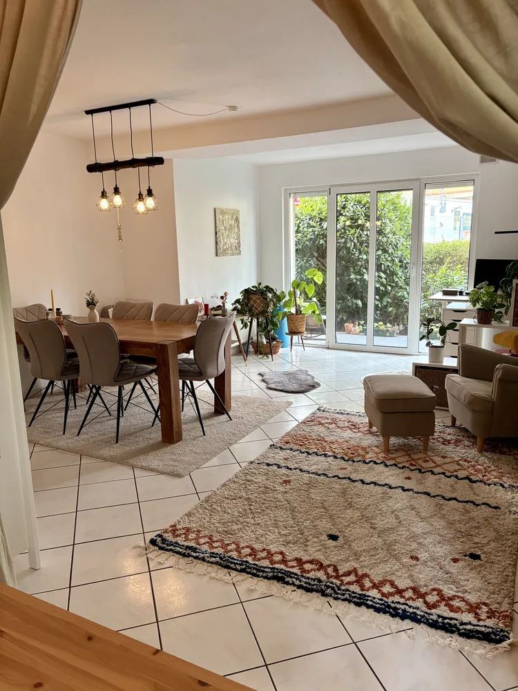 3 Zimmer Wohnung mit 94 m² in Köln – Bild 1