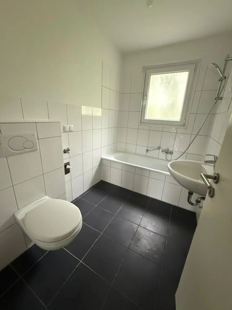 2 Zimmer Wohnung mit 62 m² in Duisburg – Bild 3