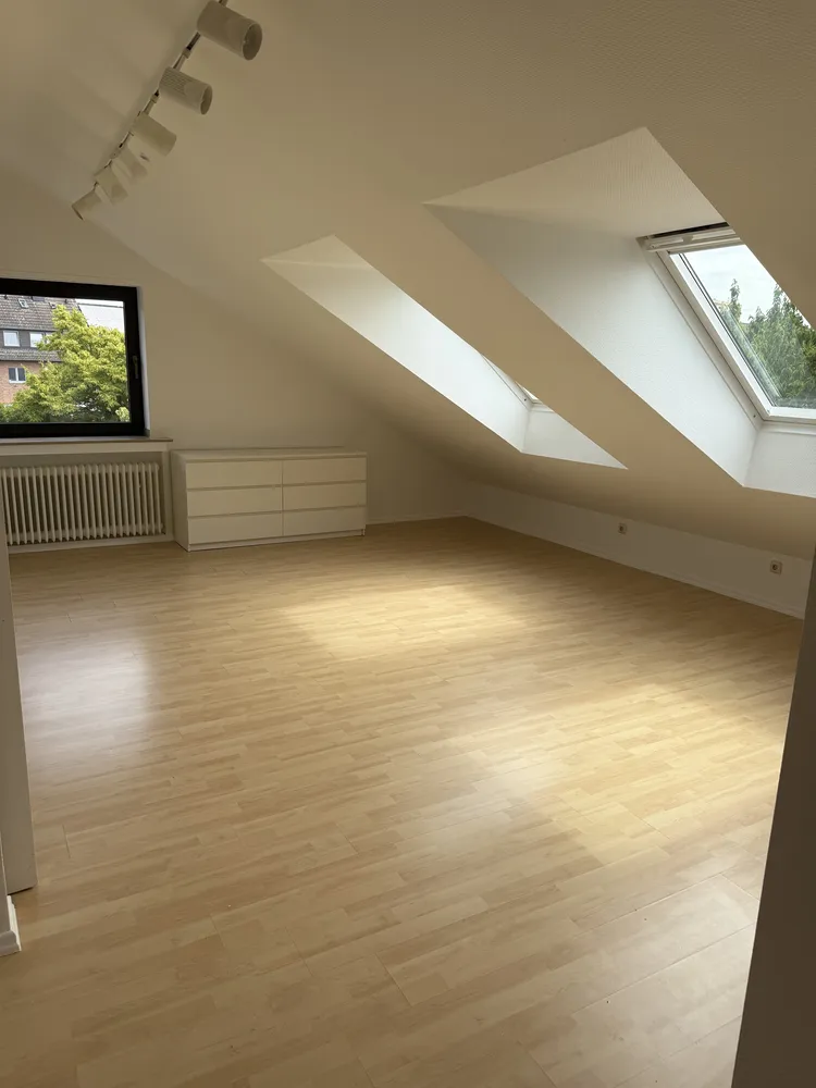 1 Zimmer Wohnung mit 38 m² in Neuss – Bild 1