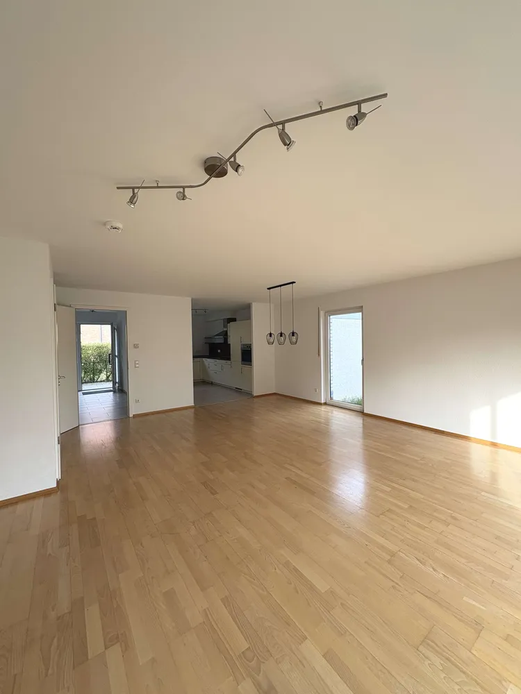5 Zimmer Haus mit 163 m² in Düsseldorf – Bild 2