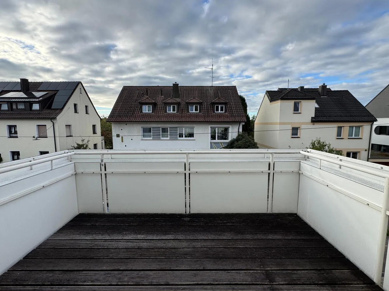 3 Zimmer Wohnung mit 97 m² in Stuttgart – Bild 3