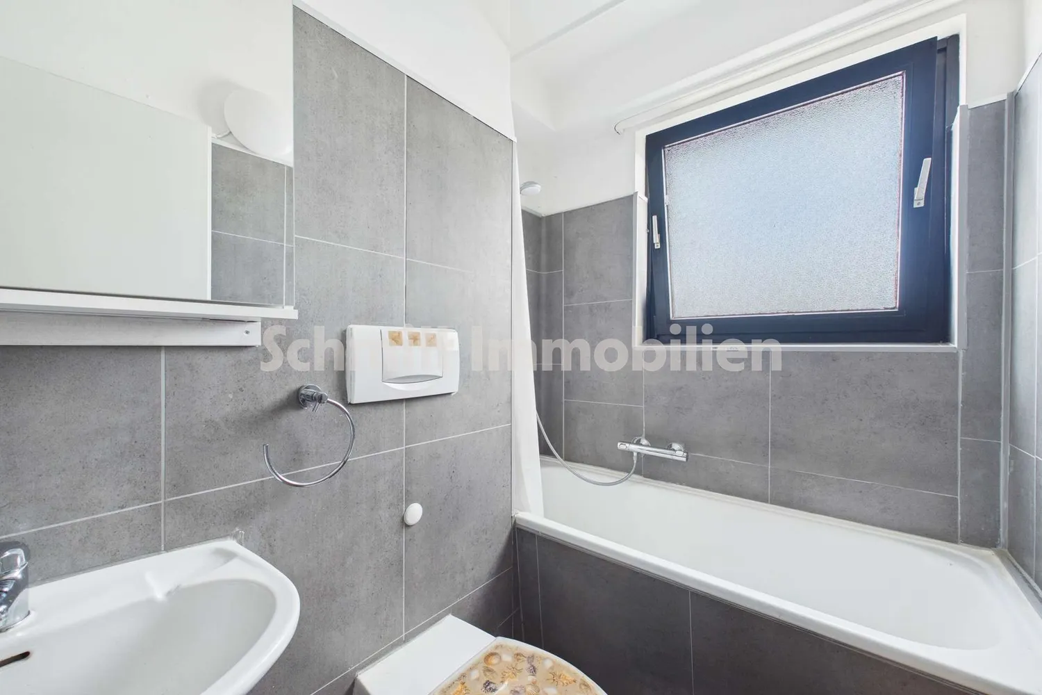 1 room apartment with 30 m² in Frankfurt am Main – Photo 4