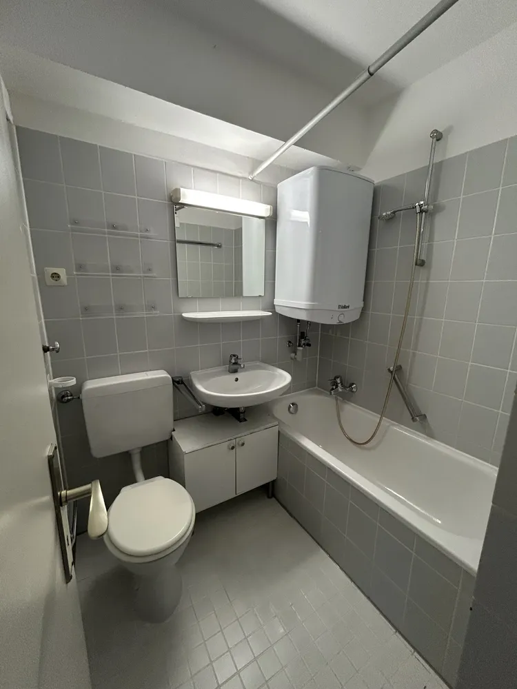 1 room apartment with 27 m² in Stuttgart – Photo 11