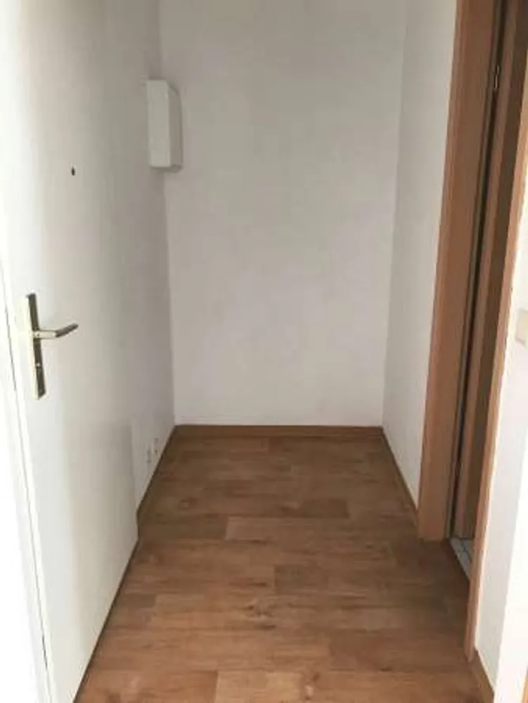 1 room apartment with 30 m² in Zeitz – Photo 3