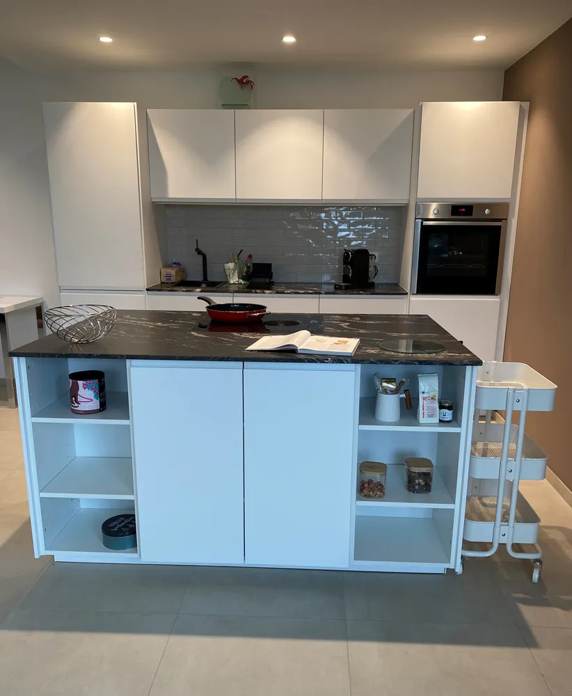 2 Zimmer Wohnung mit 100 m² in Freiburg im Breisgau – Bild 2