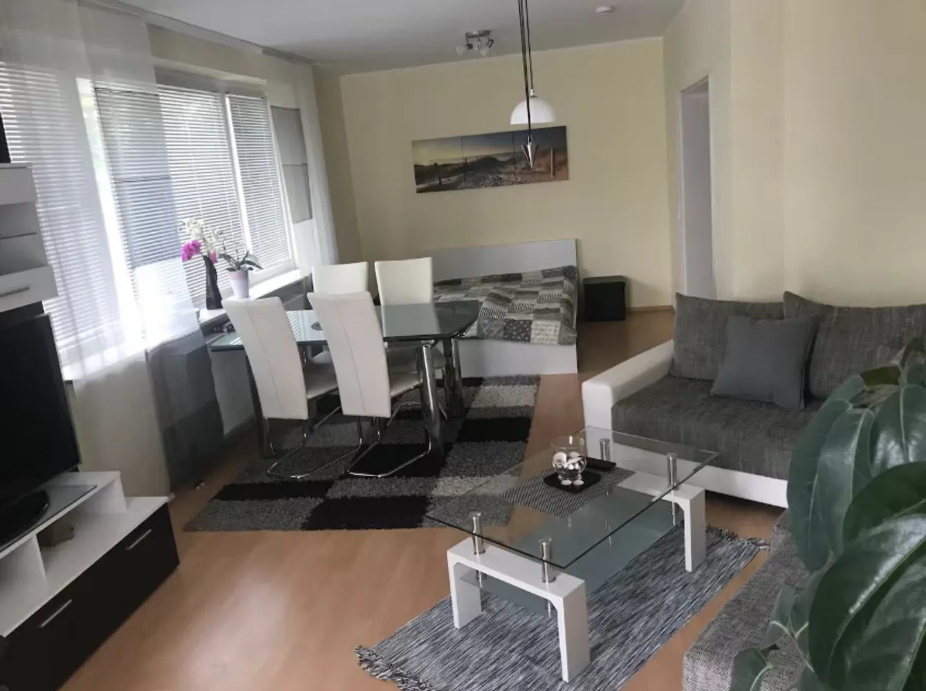 4 Zimmer Wohnung mit 102 m² in Neumünster – Bild 4