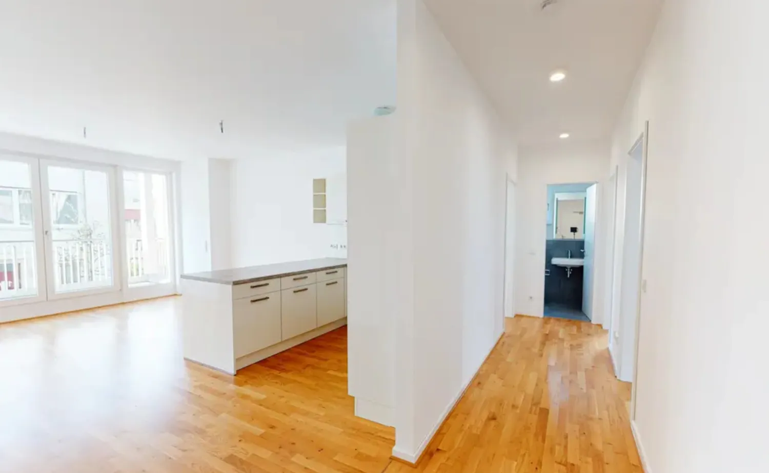 4 Zimmer Wohnung mit 98 m² in Frankfurt am Main – Bild 5