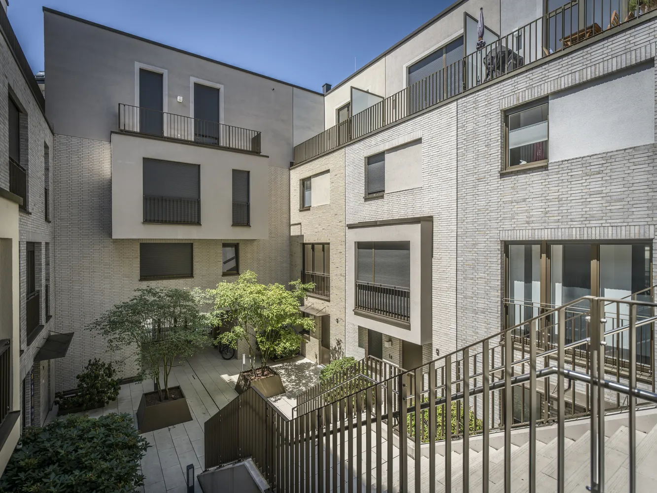 4 Zimmer Wohnung mit 119 m² in Wiesbaden – Bild 2