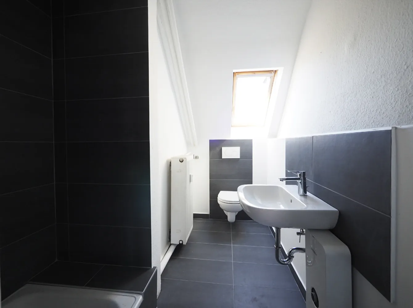 4 Zimmer Wohnung mit 65 m² in Saarbrücken – Bild 2
