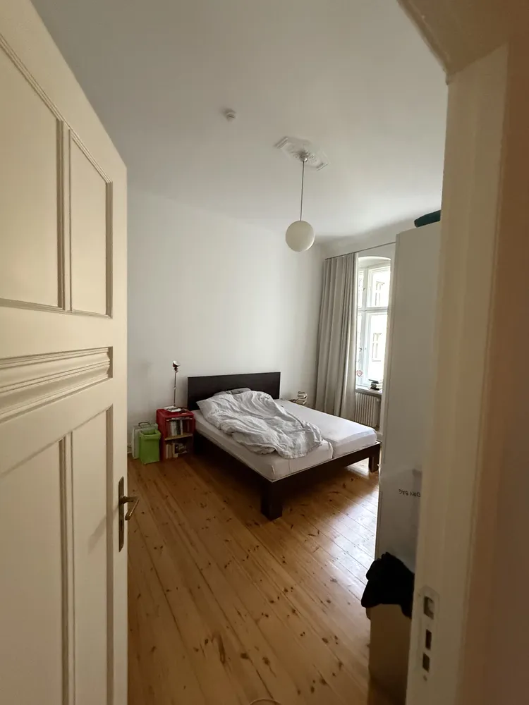 6 Zimmer Wohnung mit 158 m² in Berlin – Bild 3