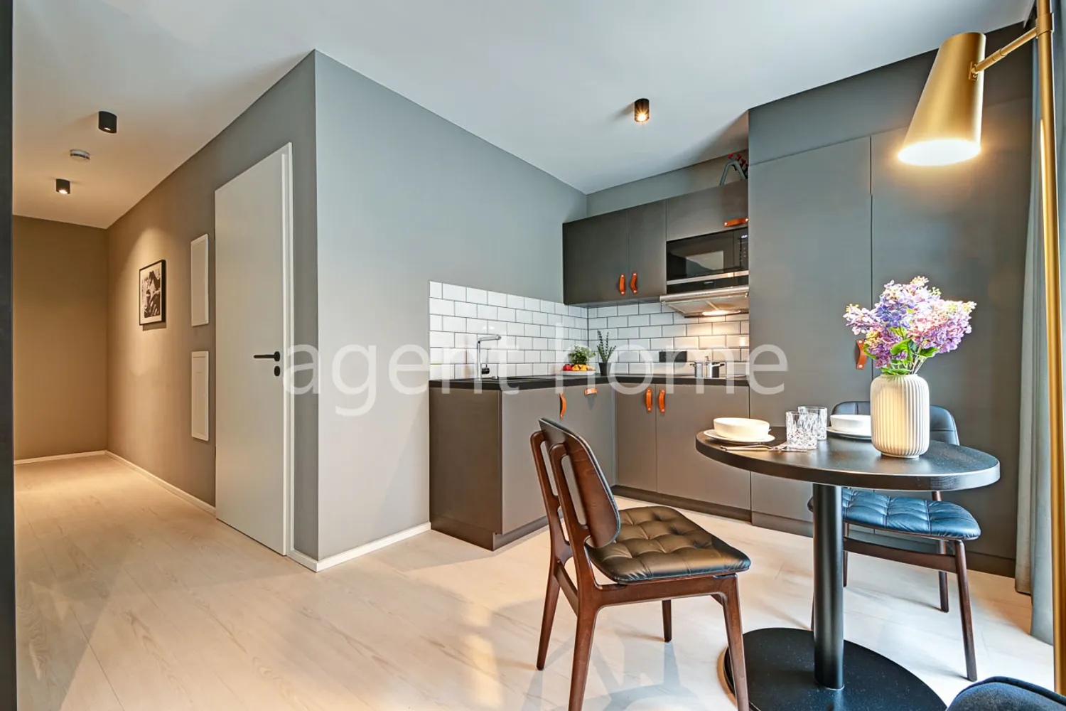 1 room apartment with 30 m² in Stuttgart – Photo 5