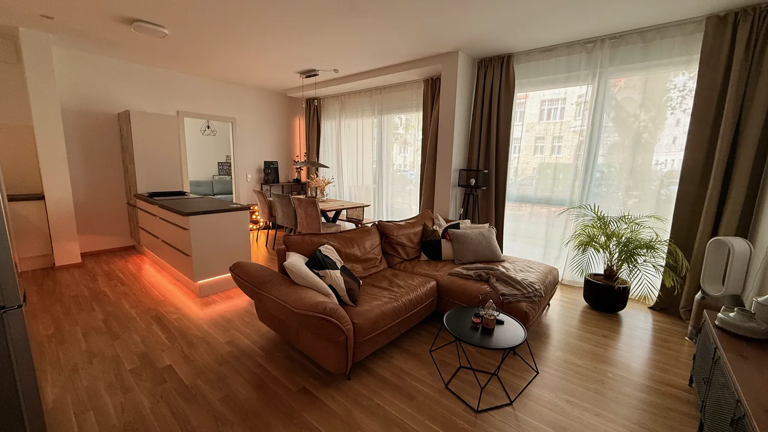 3 Zimmer Wohnung mit 94 m² in Leipzig – Bild 1