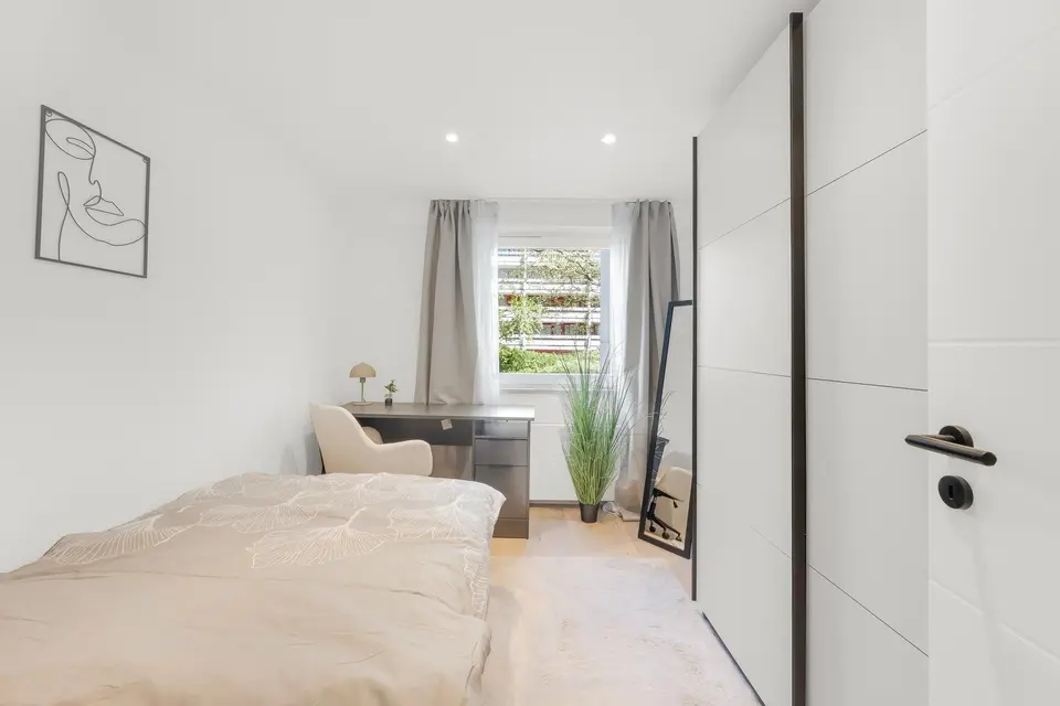 5 Zimmer Wohnung mit 10 m² in München – Bild 1