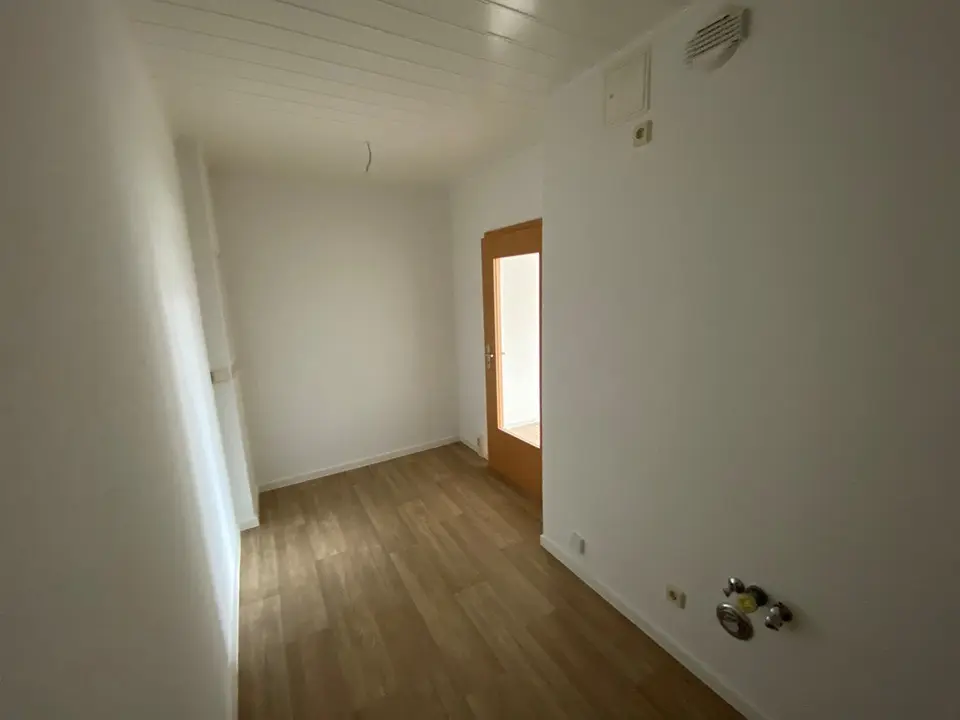 2 Zimmer Wohnung mit 54 m² in Suhl – Bild 4