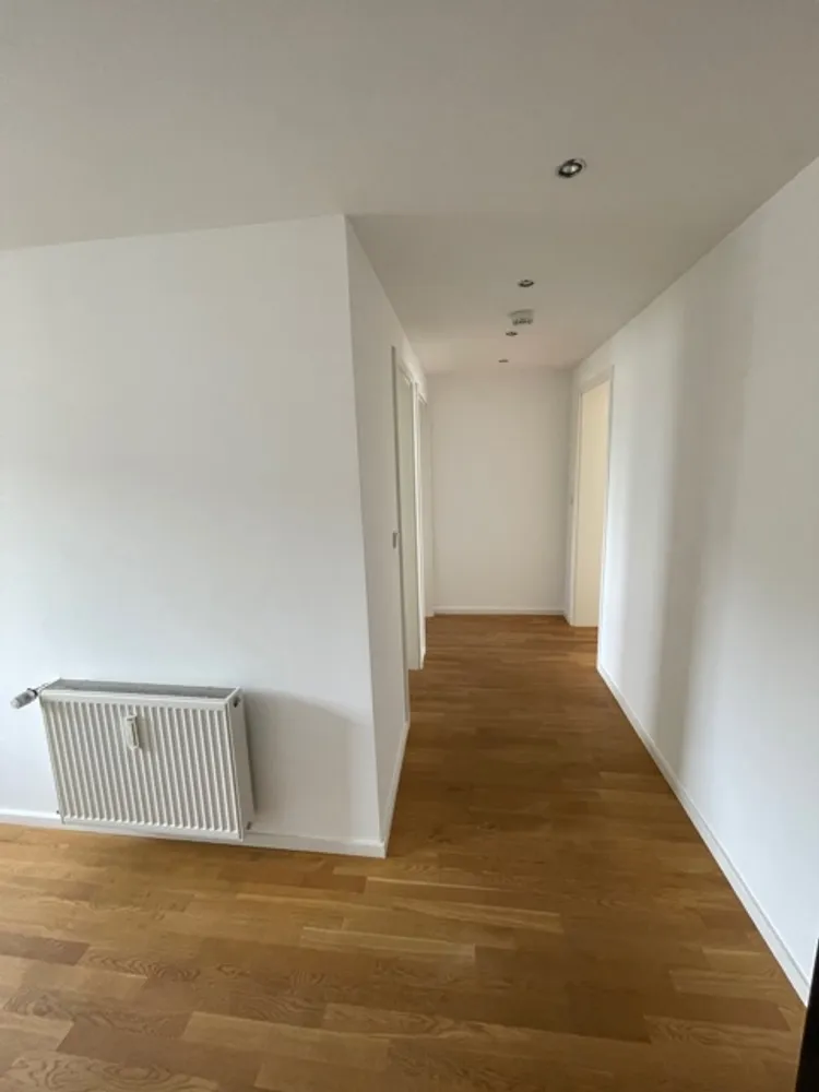 3 Zimmer Wohnung mit 102 m² in Frankfurt am Main – Bild 8