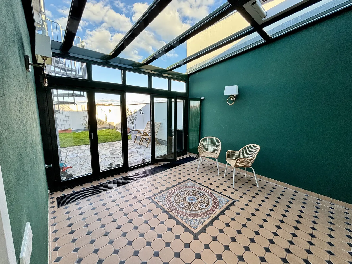 5 Zimmer Wohnung mit 200 m² in Berlin – Bild 3
