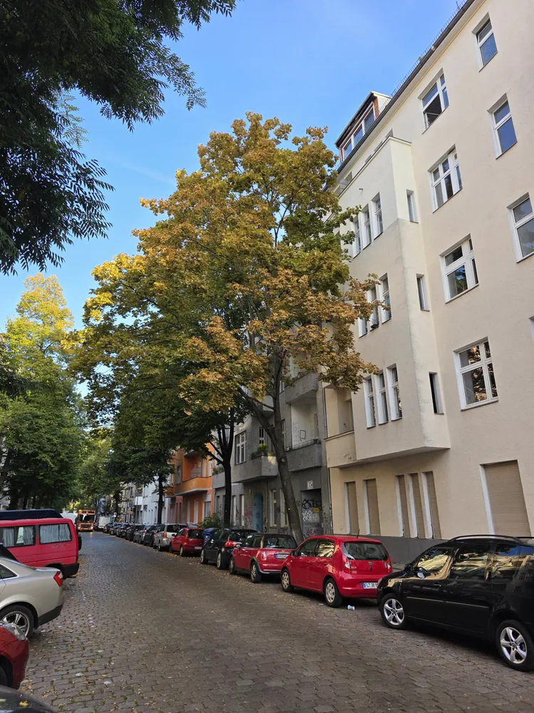 2 room apartment with 69 m² in Berlin – Photo 1