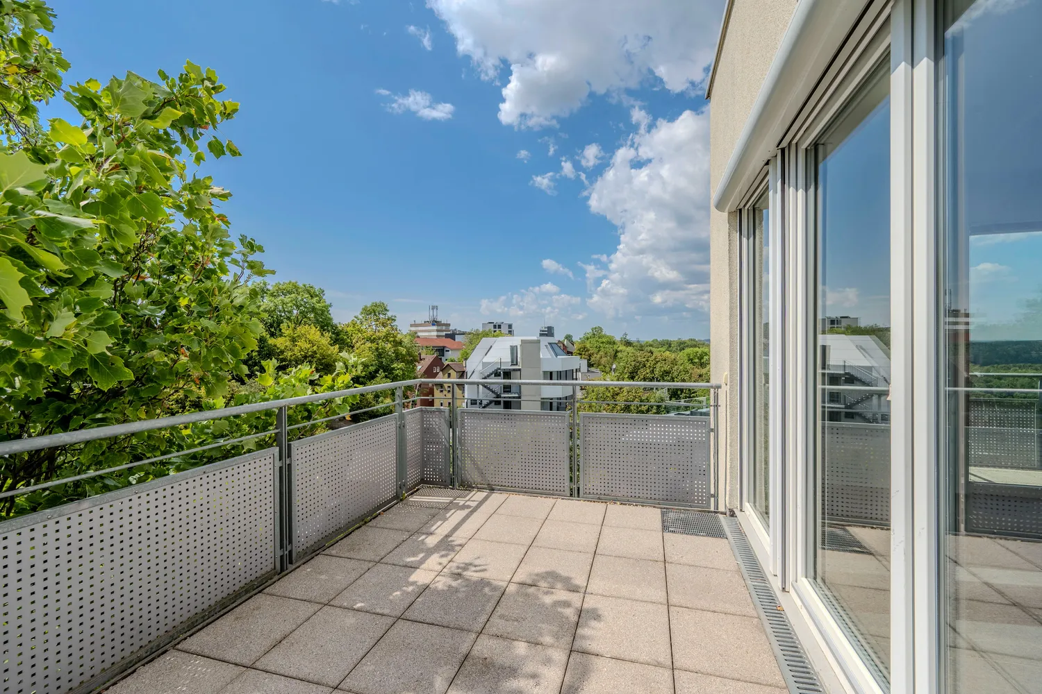 5 Zimmer Wohnung mit 139 m² in Stuttgart – Bild 6