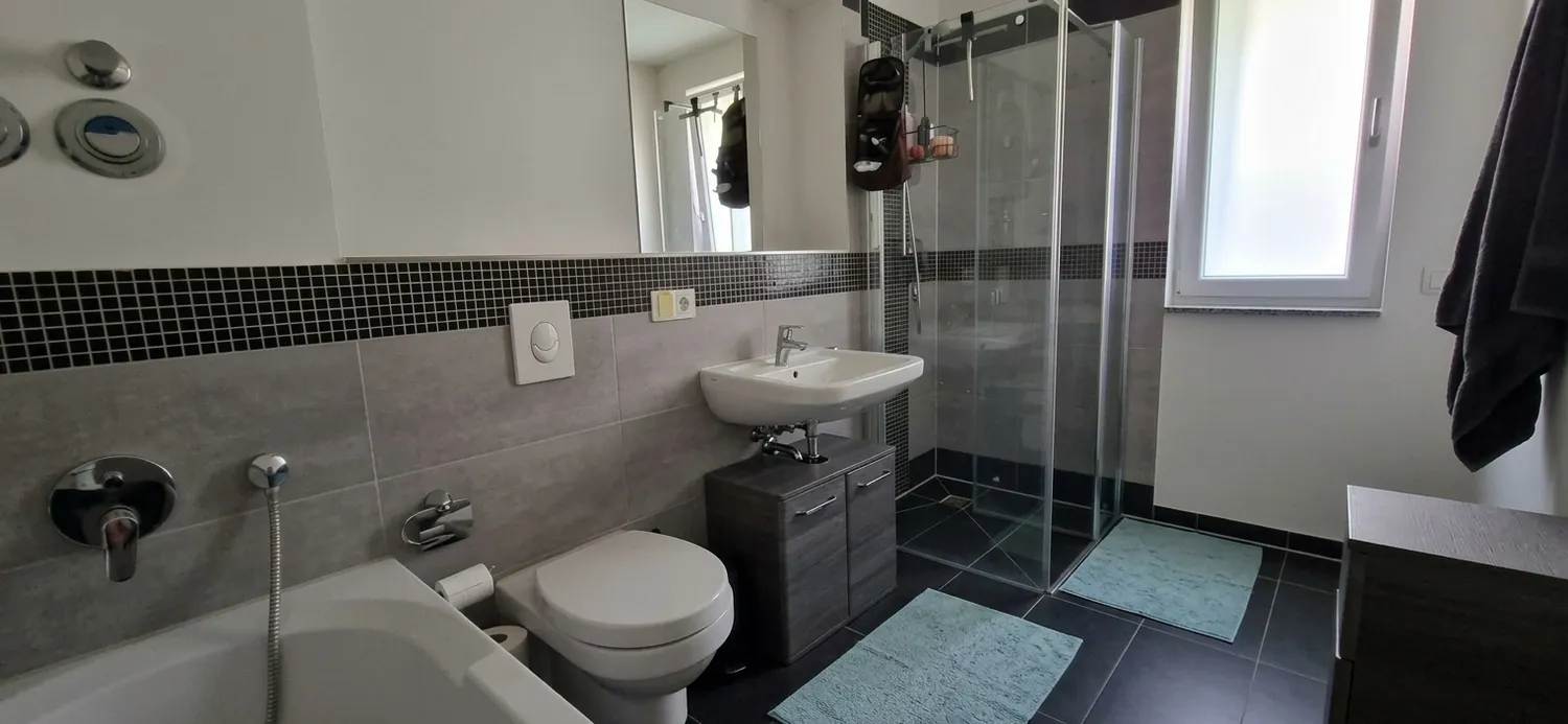 2 Zimmer Wohnung mit 65 m² in Berlin – Bild 1