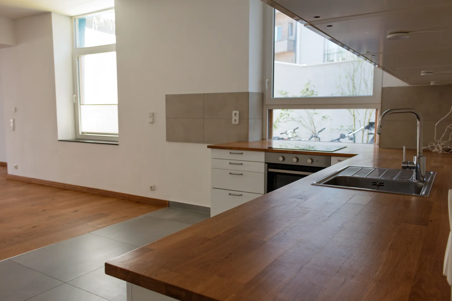 3 Zimmer Wohnung mit 138 m² in Köln – Bild 2