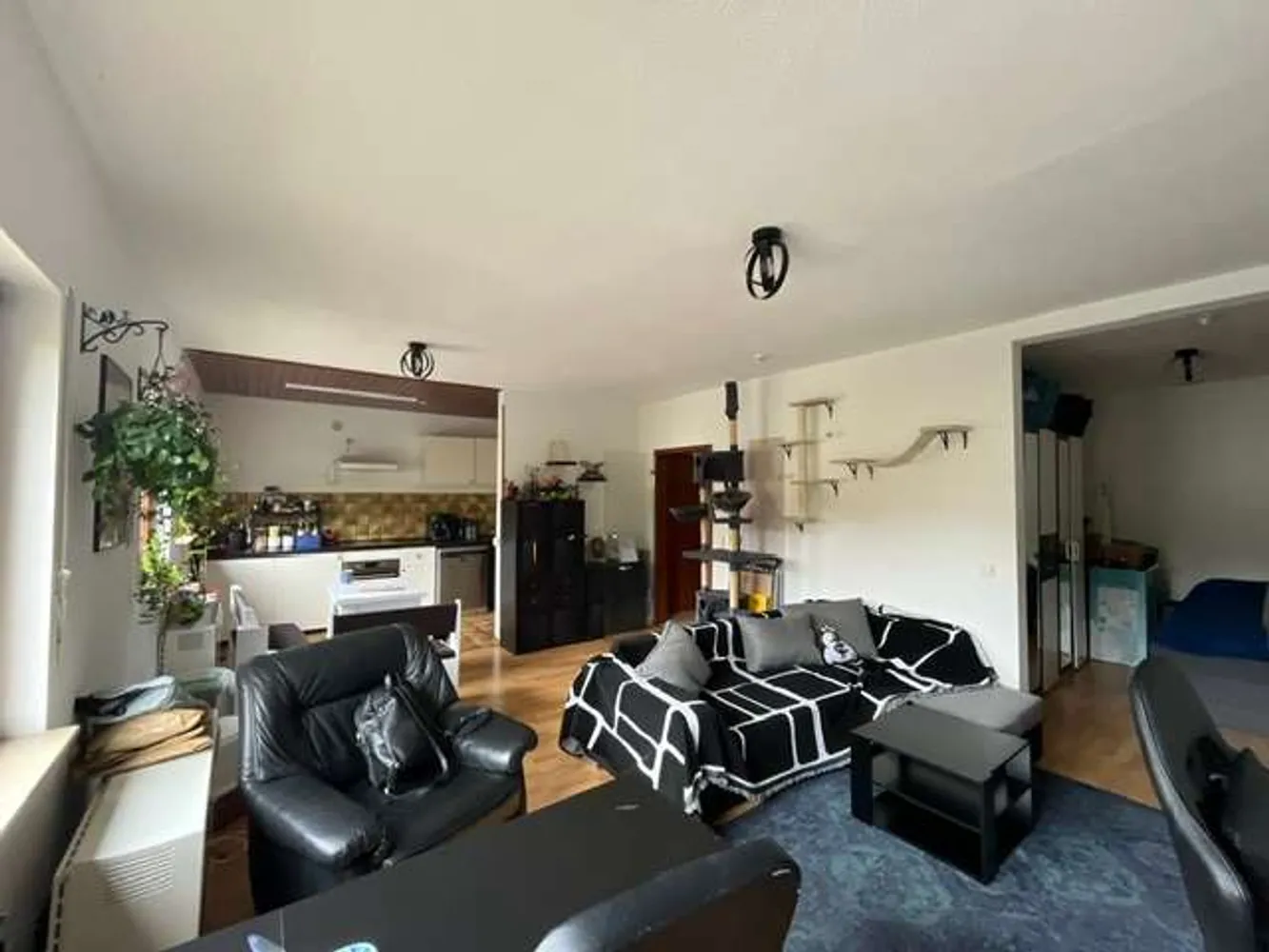 2 Zimmer Wohnung mit 54 m² in Ettlingen – Bild 2