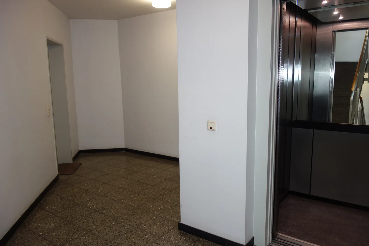 2 Zimmer Wohnung mit 57 m² in Düsseldorf – Bild 12