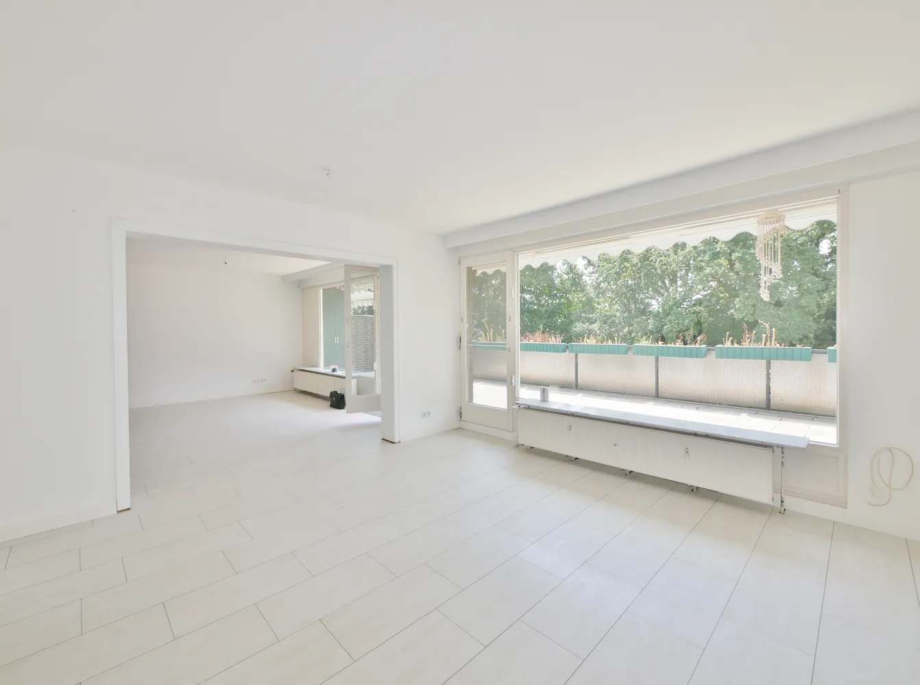 2 Zimmer Wohnung mit 120 m² in Hilden – Bild 2