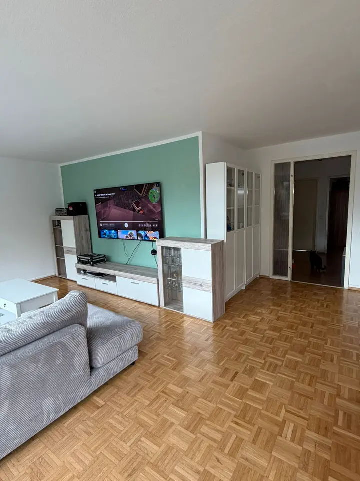 2 Zimmer Wohnung mit 80 m² in Krefeld – Bild 1