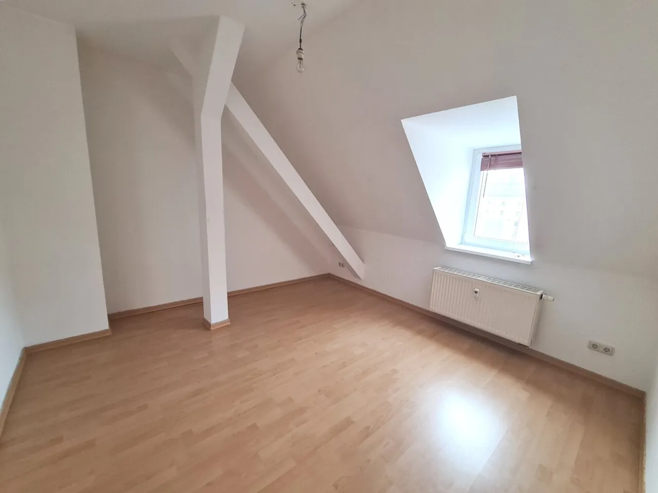 3 Zimmer Wohnung mit 74 m² in Erfurt – Bild 3
