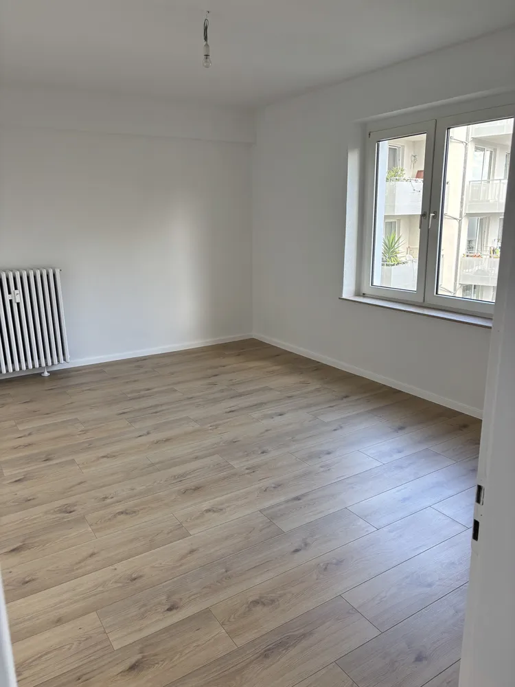 3 Zimmer Wohnung mit 85 m² in Düsseldorf – Bild 2