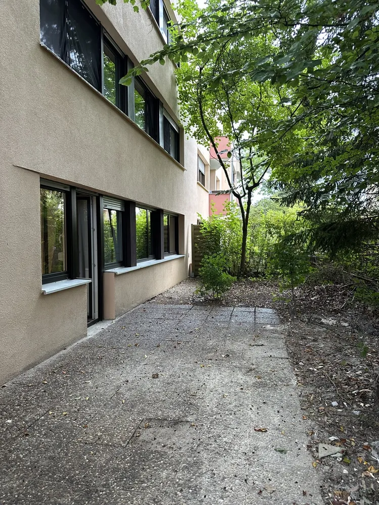 1 Zimmer Wohnung mit 14 m² in Regensburg – Bild 10