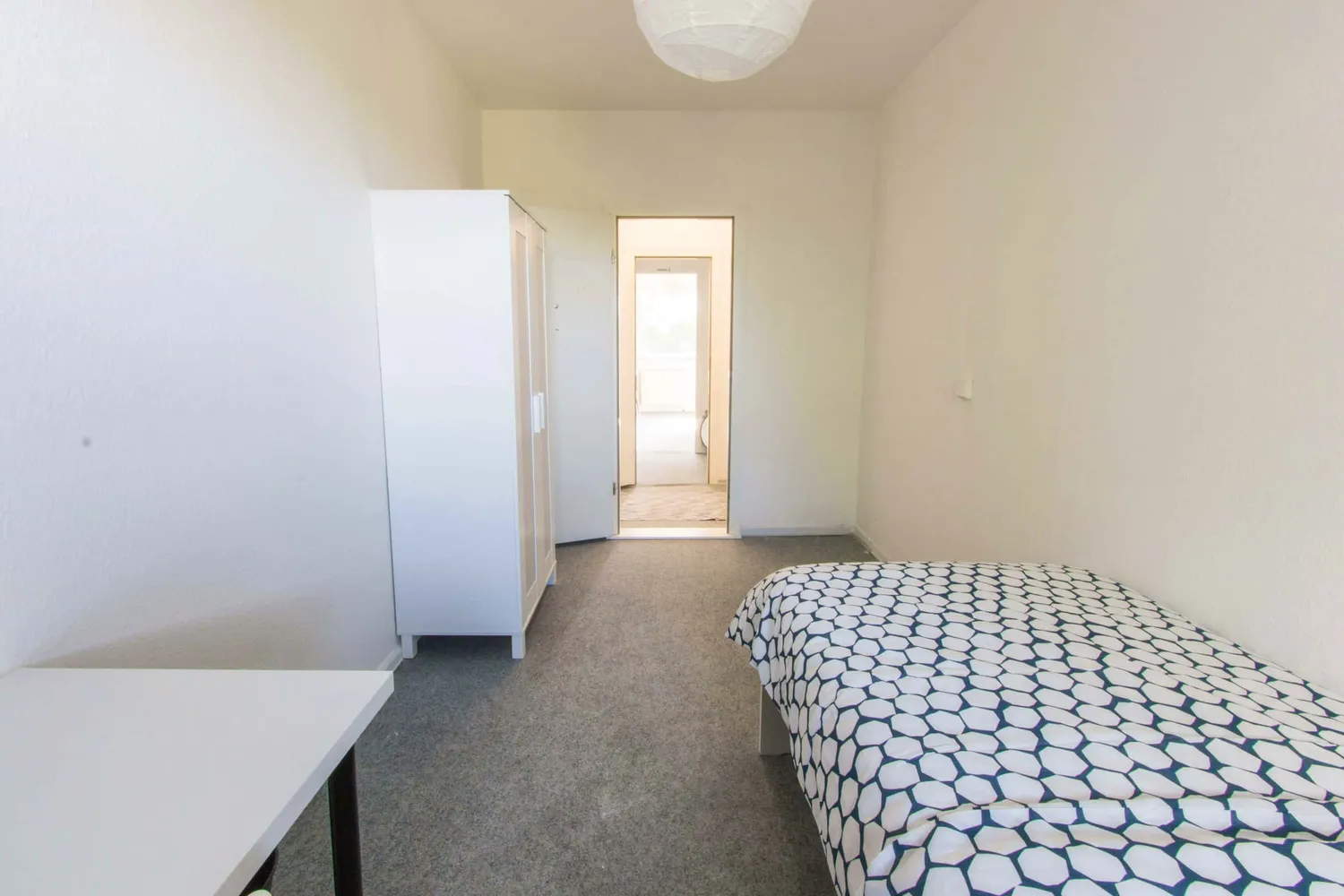 Shared room with 14 m² in Berlin – Photo 8