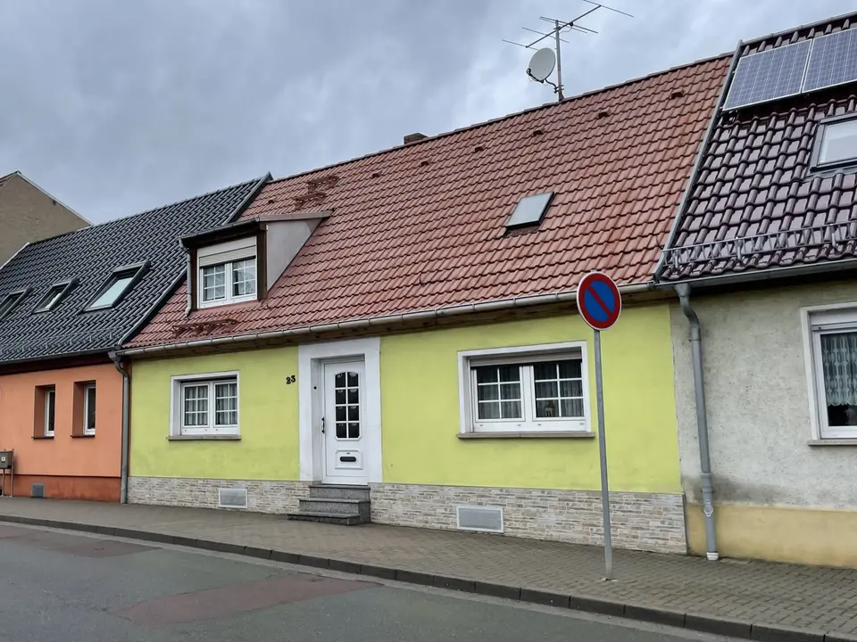 3 Zimmer Haus mit 112 m² in Köthen – Bild 2