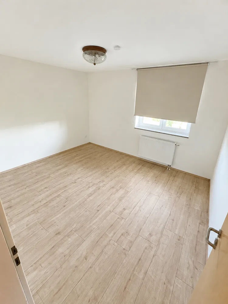 2 Zimmer Wohnung mit 74 m² in Weiden in der Oberpfalz – Bild 2