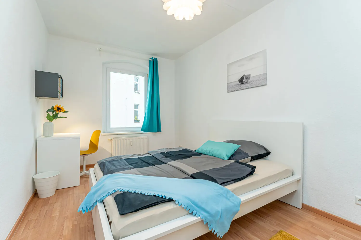 Shared room with 15 m² in Berlin – Photo 2